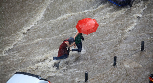 Inondazioni Improvvise a Barcellona: Una Citt in Emergenza